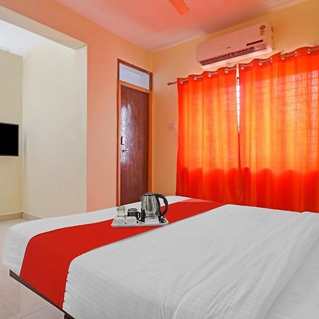 Super Hotel O Dk Reddy Square Hyderabad Esterno foto